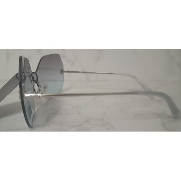 NEW Kendall + Kylie "Skye" Unique Oversized Women's Sunglasses - Picture 5 of 8